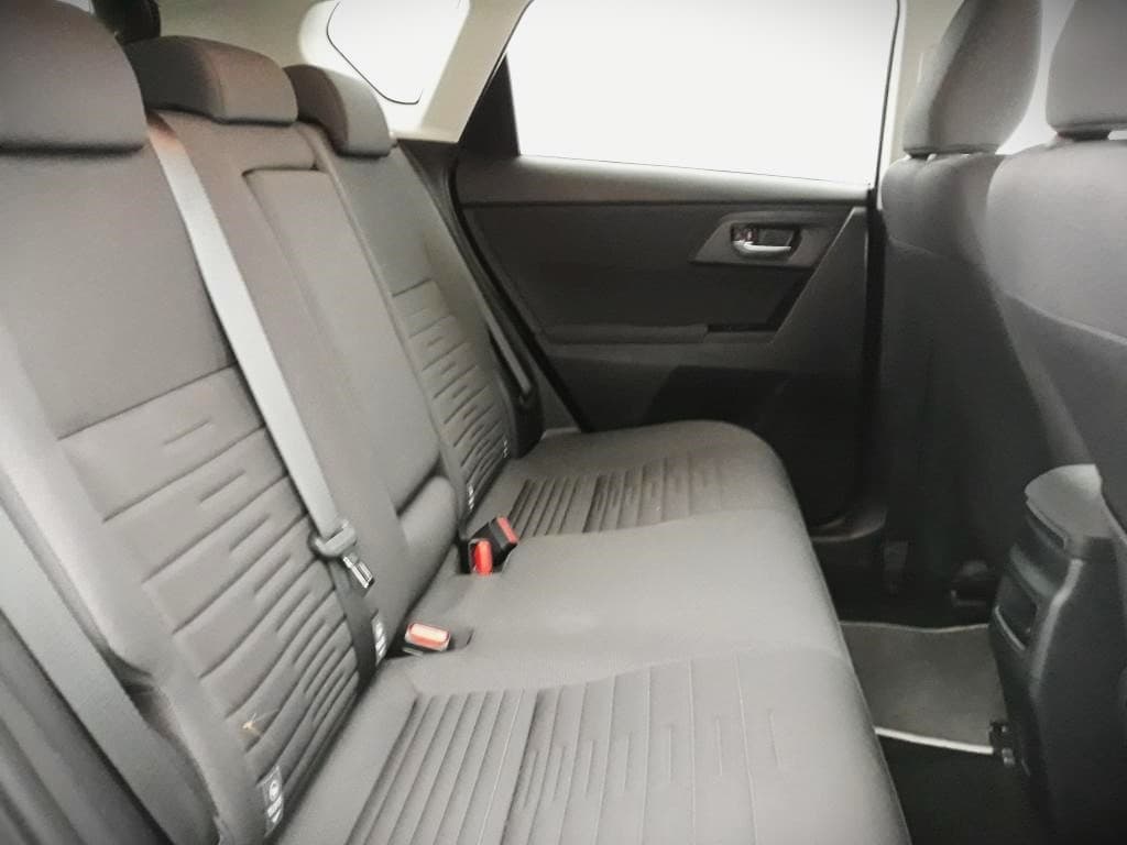 Intérieur arrière de la voiture Toyota Hybride